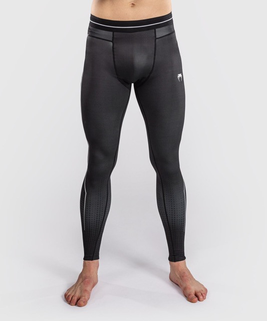 Тайтсы Venum Stealth Black/White