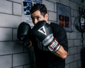 Тренировочные перчатки TITLE Platinum Momentous Training Gloves, Black-Silver