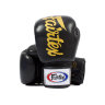 Боксерские перчатки FAIRTEX, цвет черный