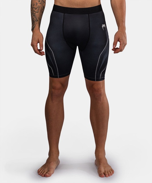Шорты компрессионные Venum Streamline Black/White