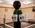 Брелок перчатки   TITLE WBC  бел./чер.