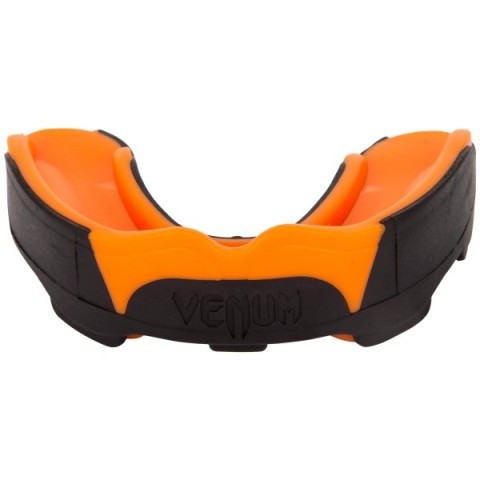 Капа боксерская Venum Predator orange/black Капа боксерская Venum Predator orange/black