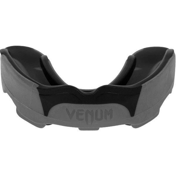 Капа боксерская Venum Predator grey/black Капа боксерская Venum Predator grey/black